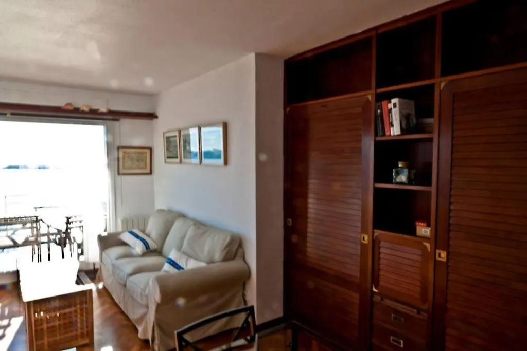 Frente Al Mar-Wifi Free Apartment L'Escala 0*,  Spain