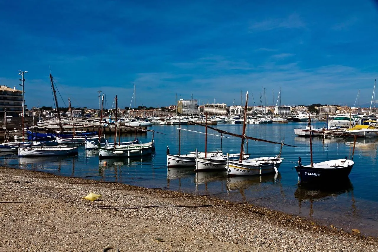 Frente Al Mar-Wifi Free Apartment L'Escala Spain